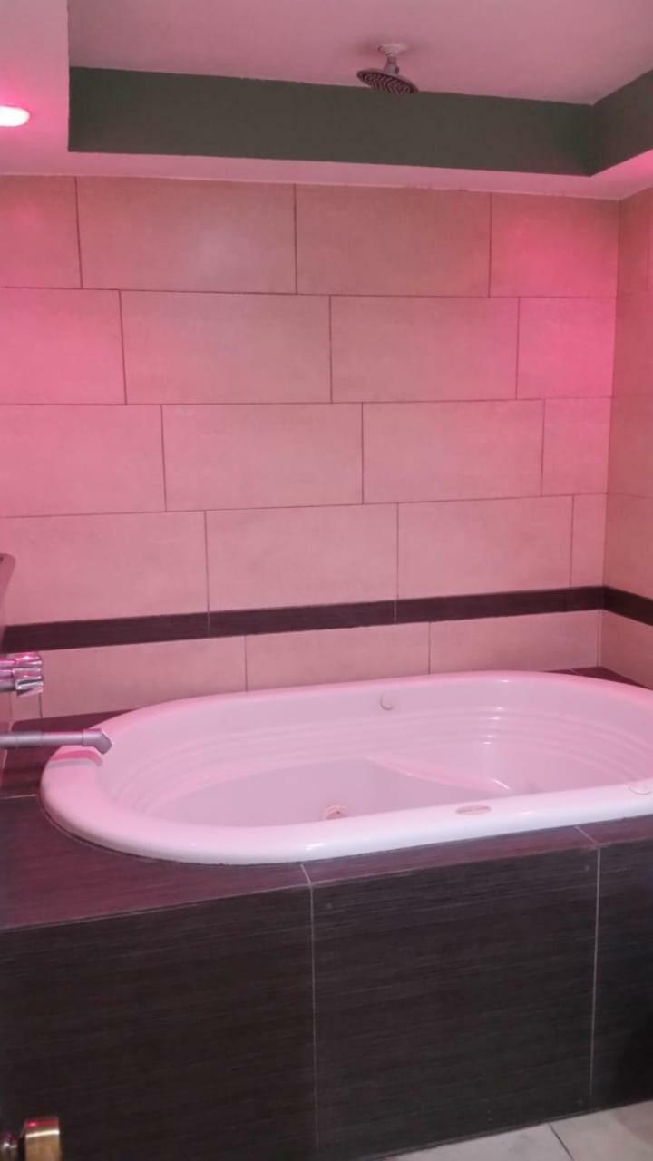 Hotel Azteca Inn Ensenada Dış mekan fotoğraf