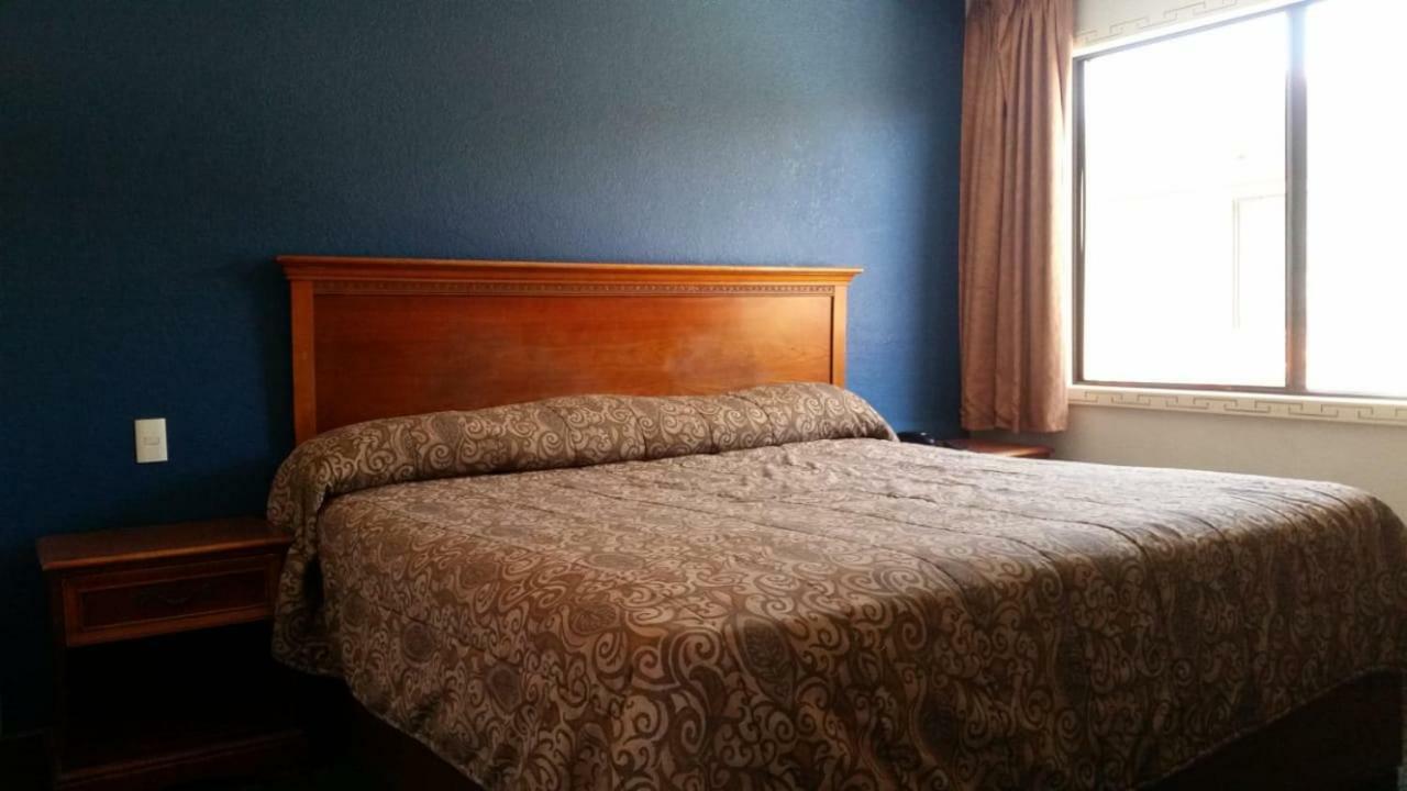 Hotel Azteca Inn Ensenada Dış mekan fotoğraf