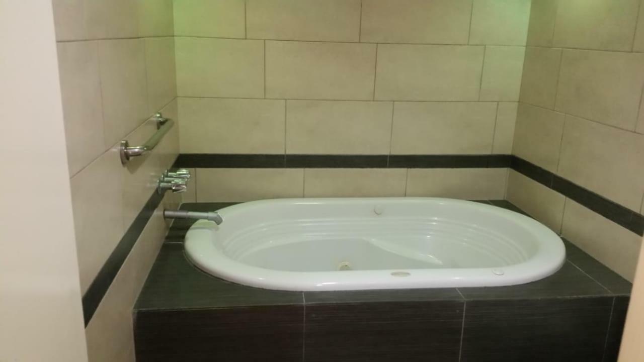 Hotel Azteca Inn Ensenada Dış mekan fotoğraf