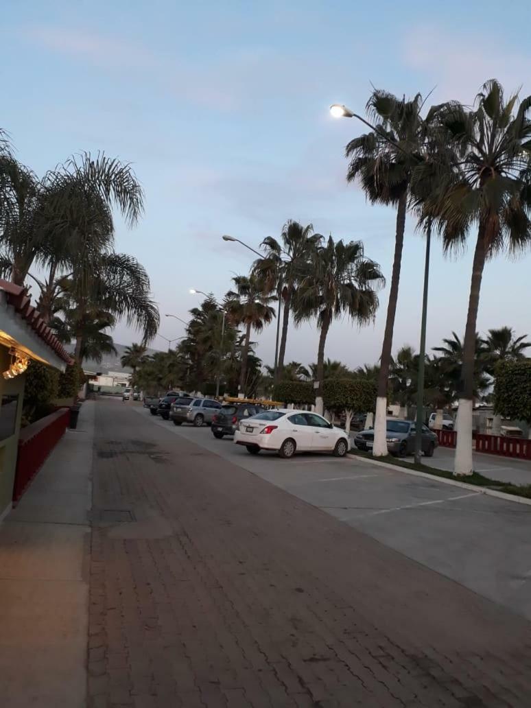 Hotel Azteca Inn Ensenada Dış mekan fotoğraf